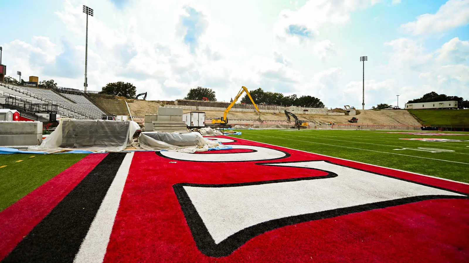 Field under construction progress